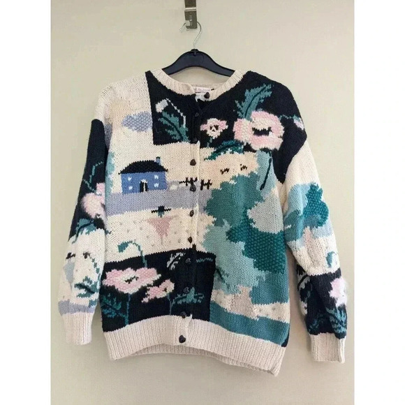 Vintage Women's Handknit Cottage Core Button Down Cardigan Sweater Medium - Picture 8 of 10